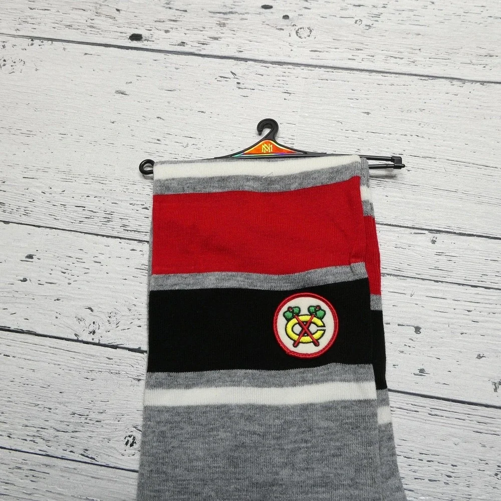 Chicago Blackhawks Scarf Mens One Size Gray Red NHL Hockey Mitchell & Ness